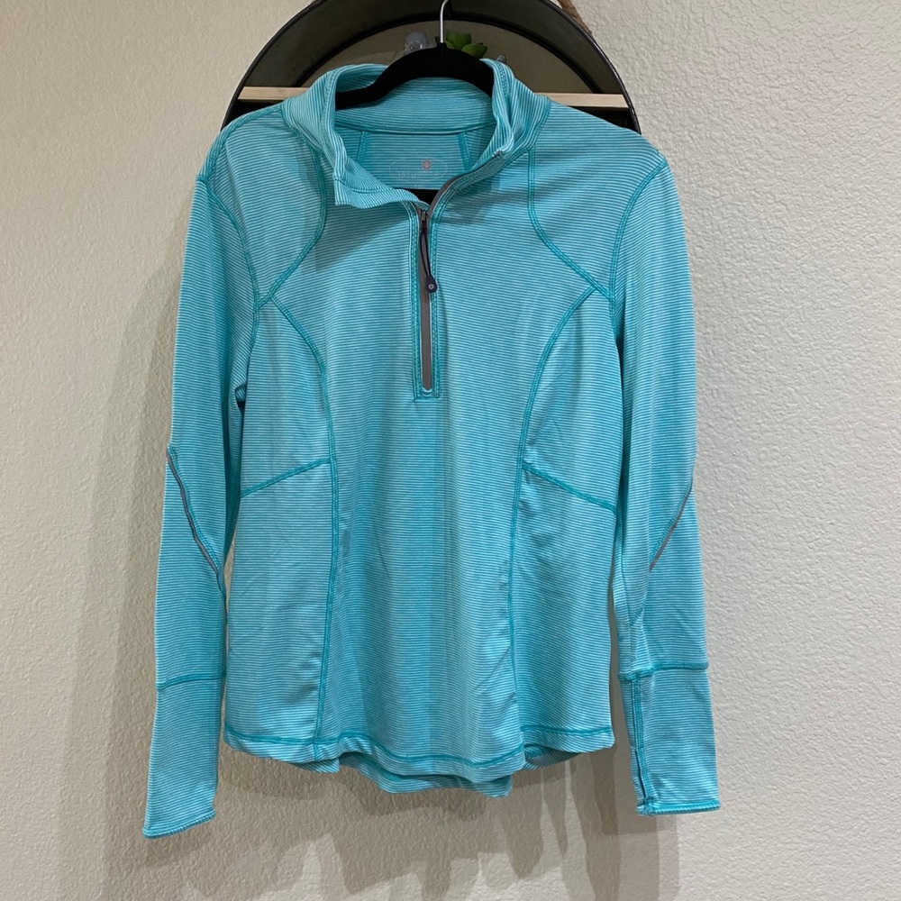 Long sleeve work out top